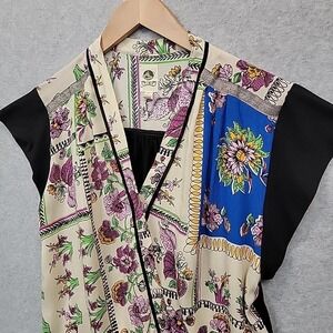 ANTHROPOLOGIE TINY Cara Wrap Top Blouse Women Sz S Floral Mixed Media Print Crop